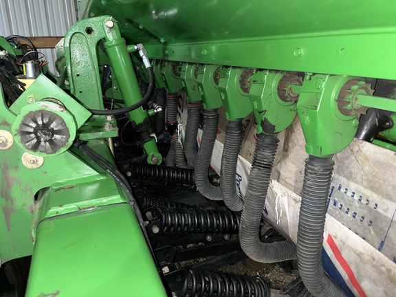 2010 John Deere 455 Drill