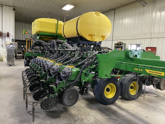 2023 John Deere DB44 Planter