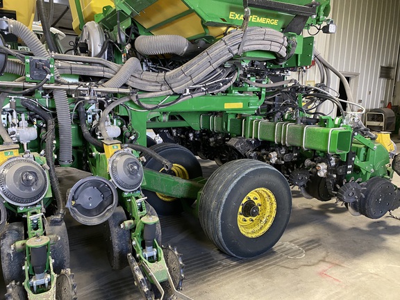 2023 John Deere DB44 Planter