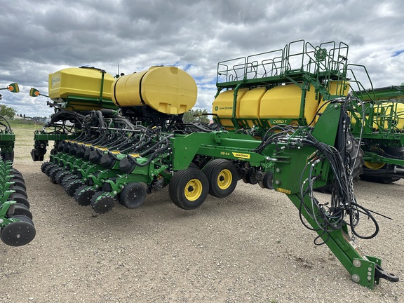 2023 John Deere DB44 Planter