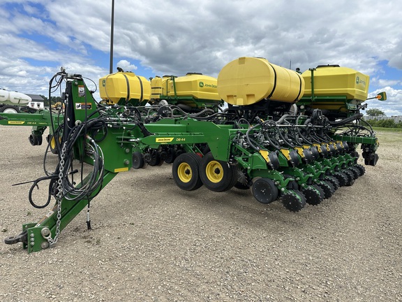 2023 John Deere DB44 Planter