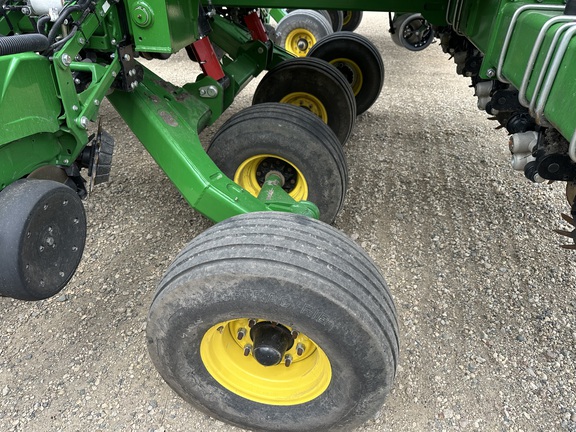 2023 John Deere DB44 Planter