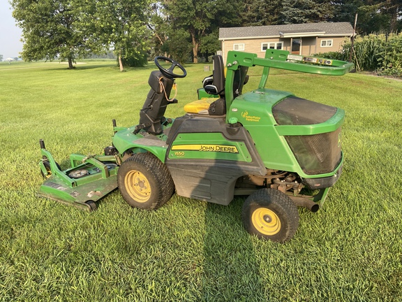 2019 John Deere 1550 Mower/Front Deck