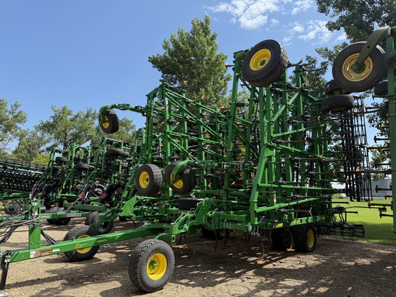 2024 John Deere 2230 Field Cultivator