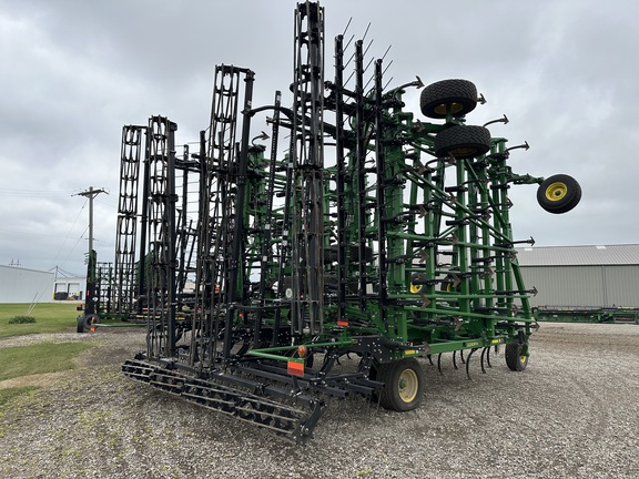 2024 John Deere 2230 Field Cultivator