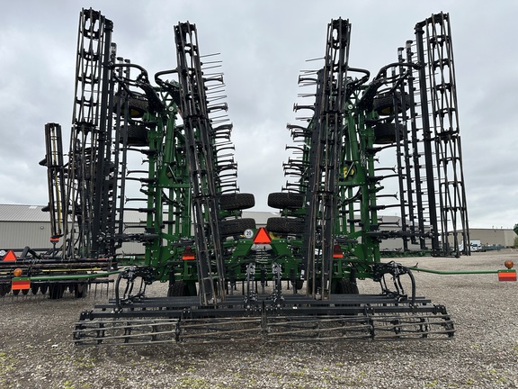 2024 John Deere 2230 Field Cultivator