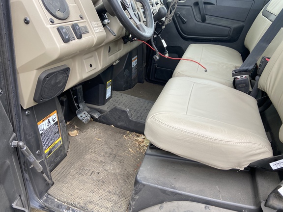 2024 John Deere XUV 835R Signature AutoTrac Ready ATV