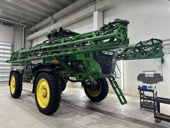 2025 John Deere 412R Sprayer/High Clearance