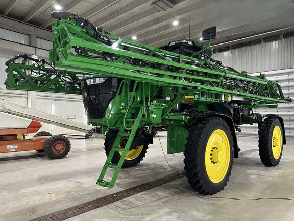 2025 John Deere 412R Sprayer/High Clearance