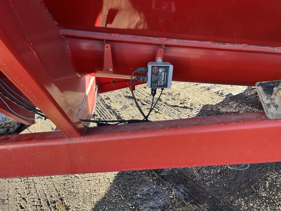 2002 Parker 938 Grain Cart