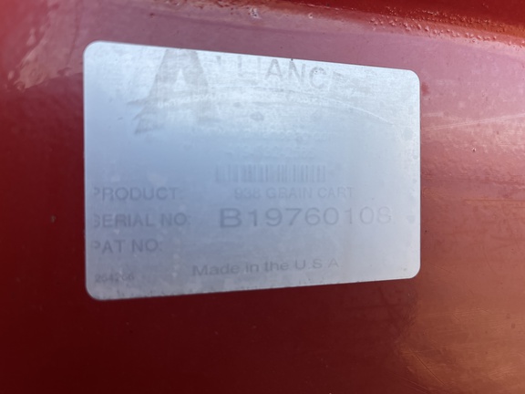 2002 Parker 938 Grain Cart