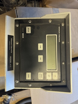 2002 Parker 938 Grain Cart