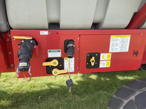 2018 Top Air TA2400 Sprayer