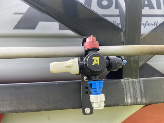 2018 Top Air TA2400 Sprayer