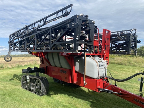 2018 Top Air TA2400 Sprayer