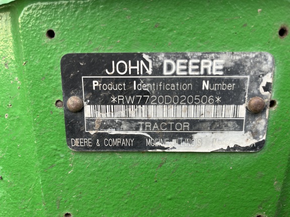 2004 John Deere 7720 Tractor