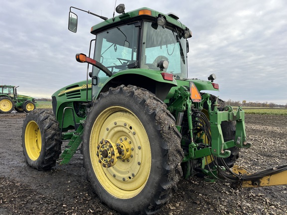 2004 John Deere 7720 Tractor