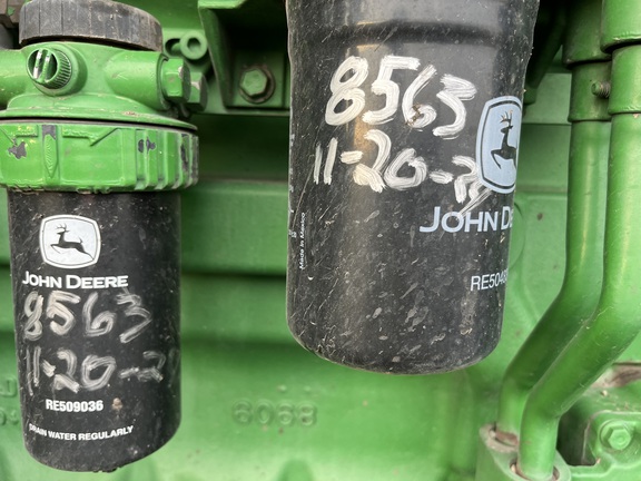 2004 John Deere 7720 Tractor