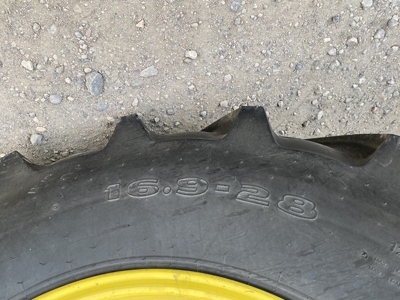 2018 John Deere 5065E Tractor