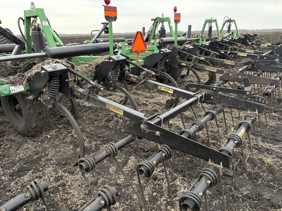 2007 Summers Superchisel Chisel Plow