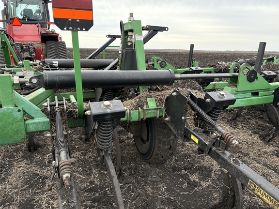 2007 Summers Superchisel Chisel Plow