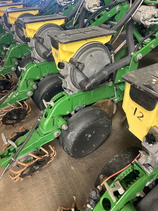 2015 John Deere DB66 Planter