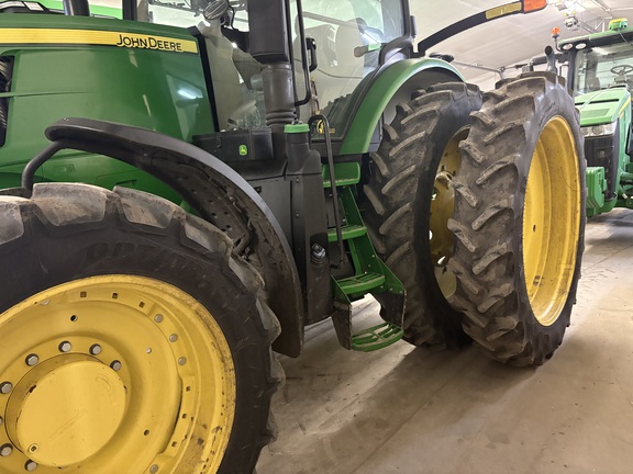 2014 John Deere 7230R Tractor