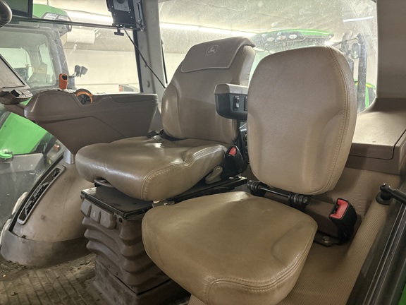 2014 John Deere 7230R Tractor