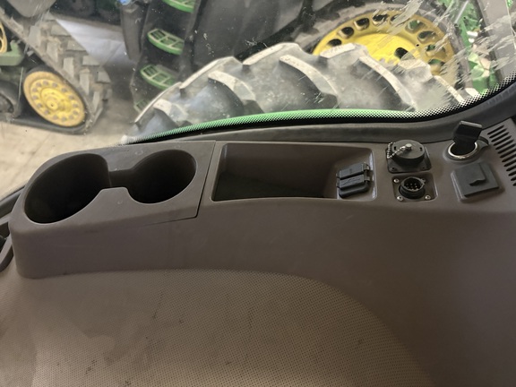 2014 John Deere 7230R Tractor