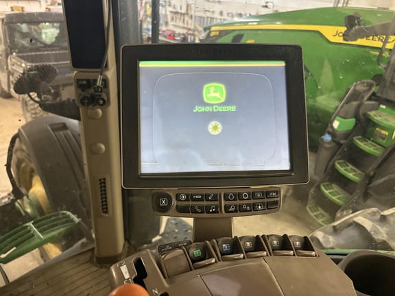 2014 John Deere 7230R Tractor