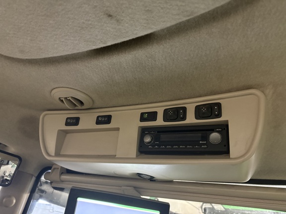 2014 John Deere 7230R Tractor