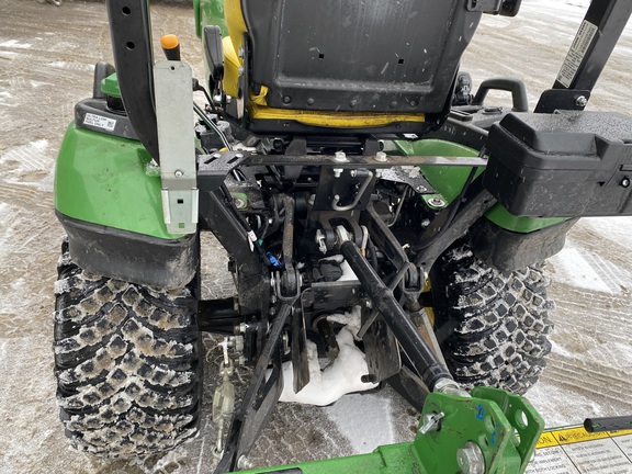 2020 John Deere 1025R Tractor Compact