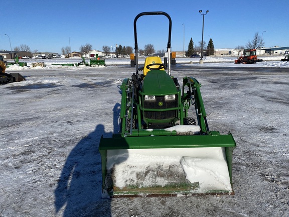 2020 John Deere 1025R Tractor Compact
