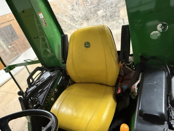 2023 John Deere 2032R Tractor Compact