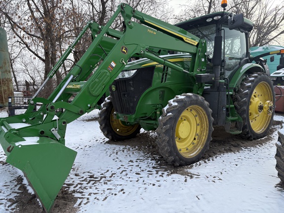 2017 John Deere 7290R Tractor