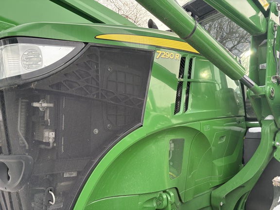 2017 John Deere 7290R Tractor