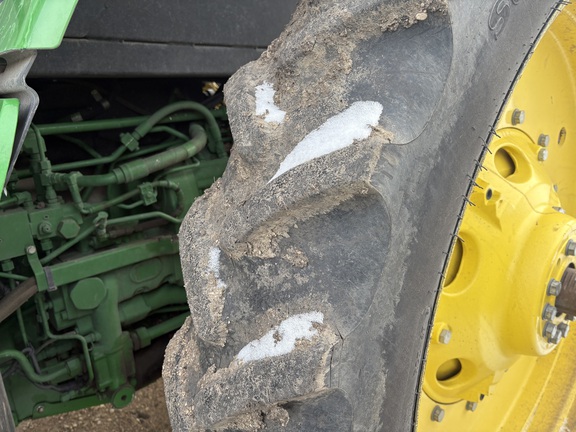 2017 John Deere 7290R Tractor