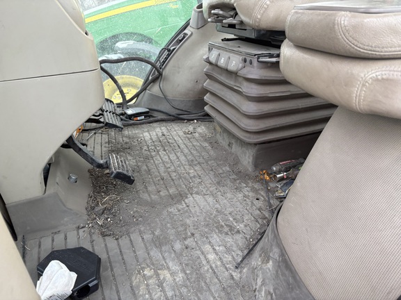 2017 John Deere 7290R Tractor