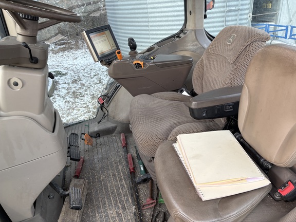 2015 John Deere 7230R Tractor