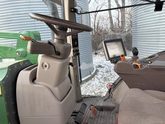 2015 John Deere 7230R Tractor