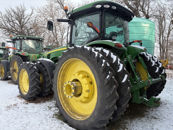2017 John Deere 8370R Tractor