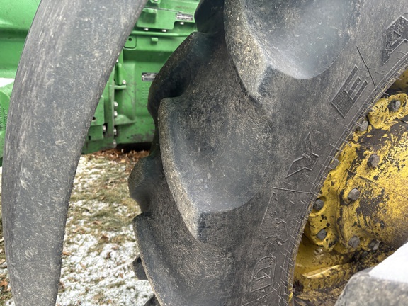 2017 John Deere 8370R Tractor