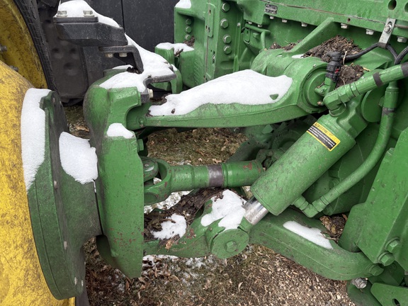 2017 John Deere 8370R Tractor