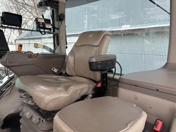 2017 John Deere 8370R Tractor