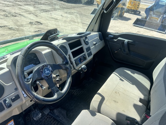 2022 John Deere XUV 835R ATV