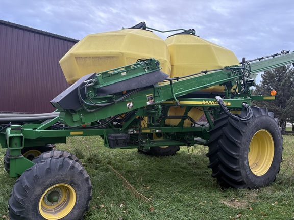 2019 John Deere 1890 Air Seeder