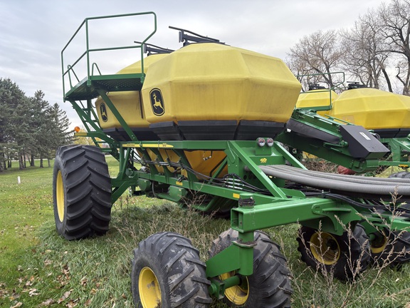2019 John Deere 1890 Air Seeder