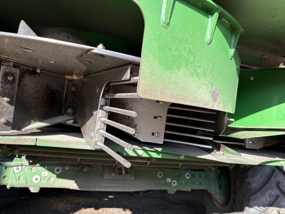 2021 John Deere X9 1100 Combine