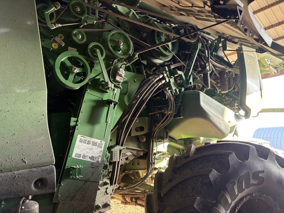 2021 John Deere X9 1100 Combine