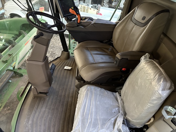 2021 John Deere X9 1100 Combine